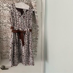 Brown and White Damask Print Sleeveless Dress